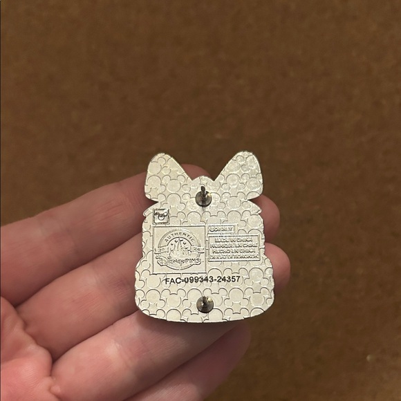 Disney Jasmine Princess Pastry Pin - Picture 2 of 2